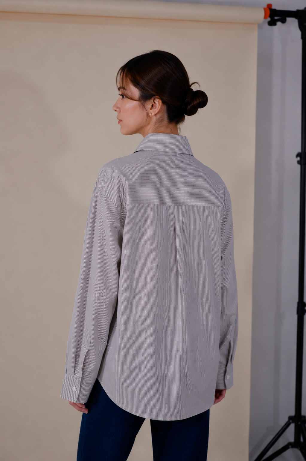 CAMISA A RAYAS CAFE REGULAR FIT