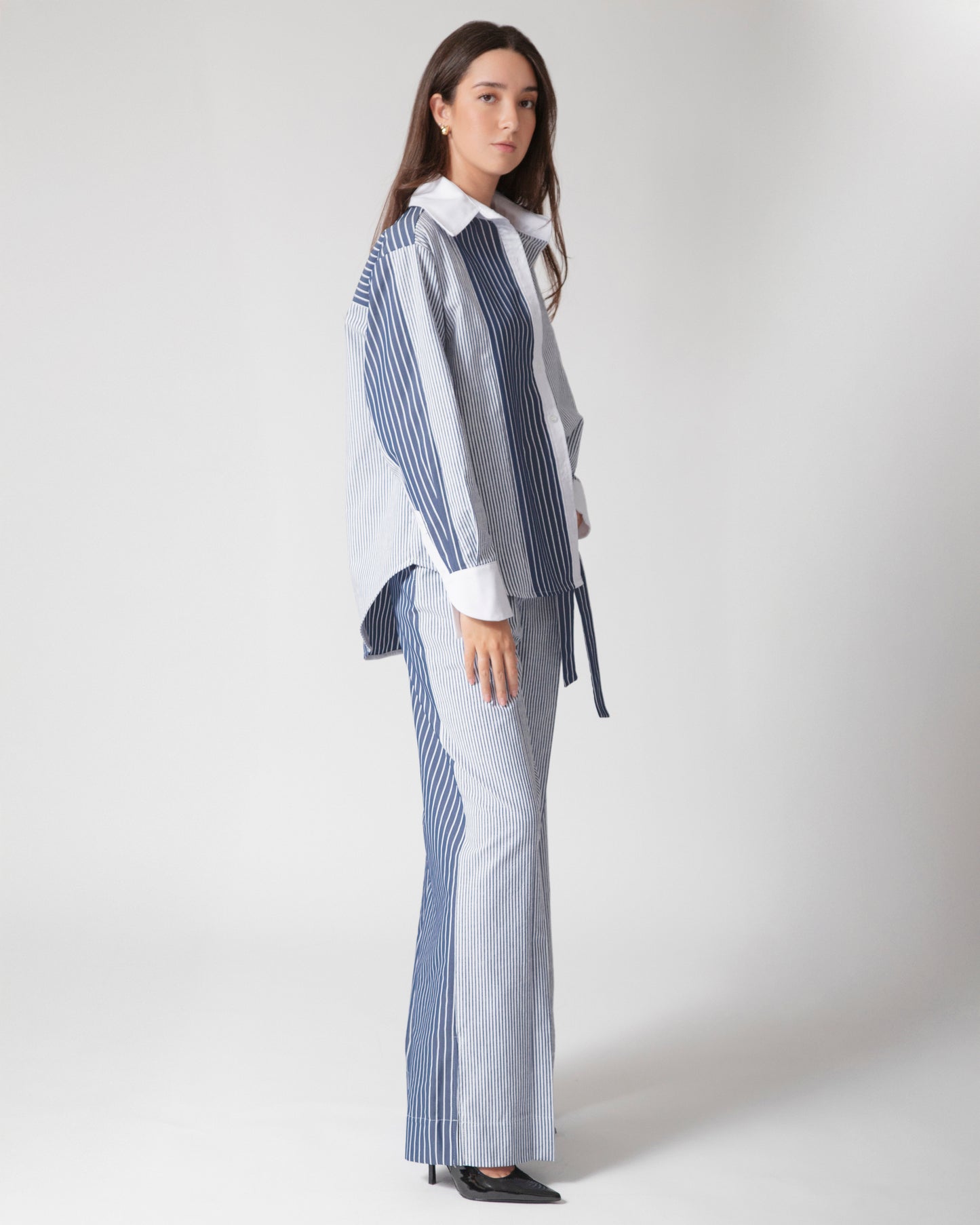 Camisa Emilia · Azul con blanco